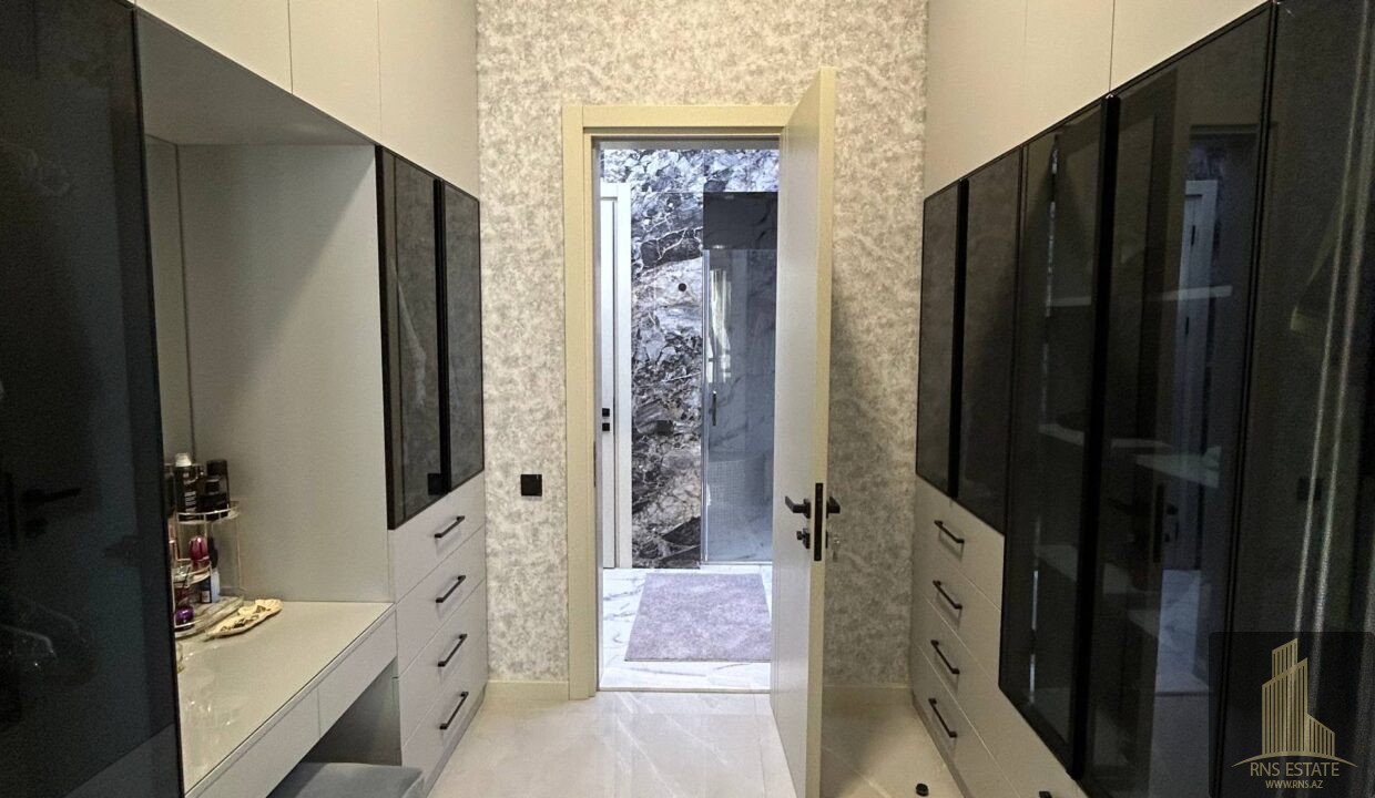 photo_2025-10-31_14-20-13