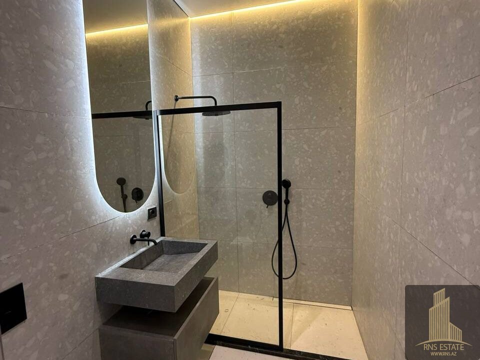 photo_2025-11-18_12-23-37