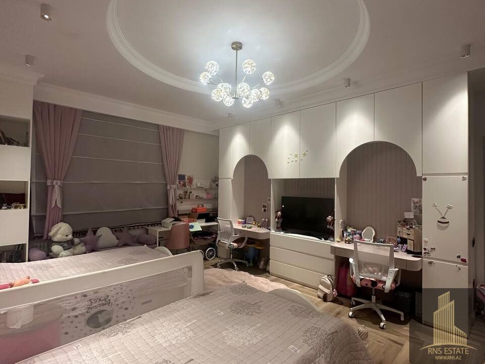 photo_2025-12-04_13-05-27