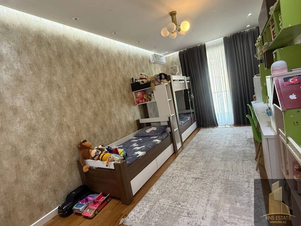 photo_2025-12-10_16-22-27