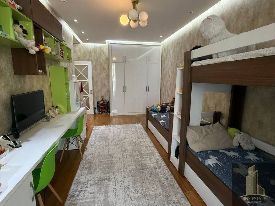 photo_2025-12-10_16-22-30